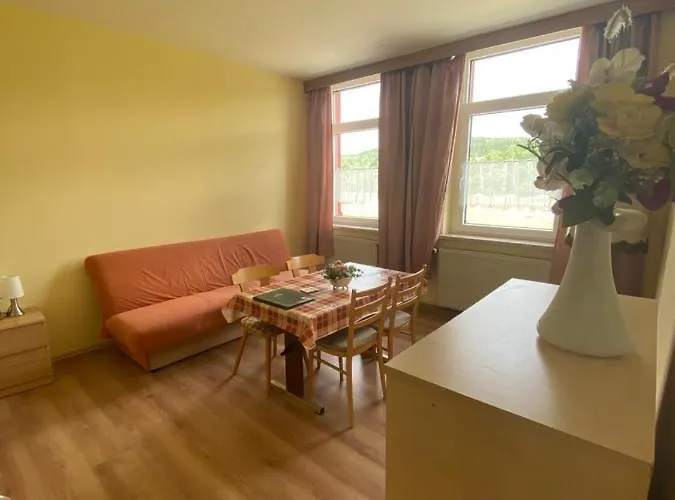 Goldener Drache Adorf