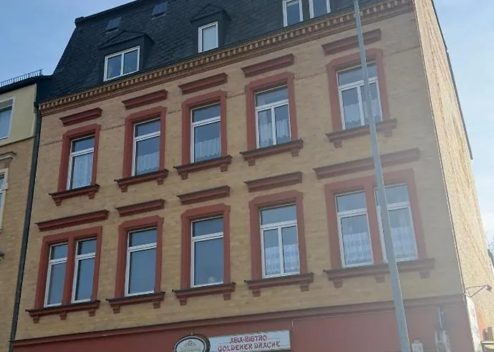 Goldener Drache Adorf